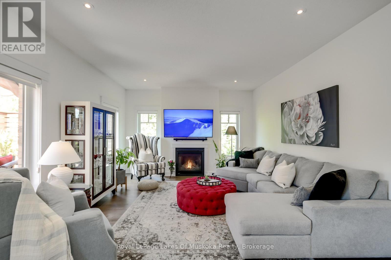 75 Selkirk Drive, Huntsville, Ontario  P1H 0C6 - Photo 21 - X12483299