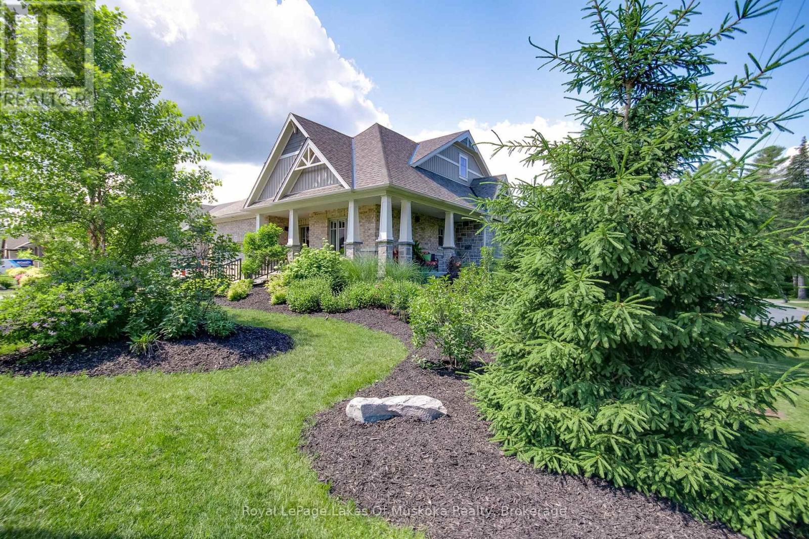 75 Selkirk Drive, Huntsville, Ontario  P1H 0C6 - Photo 6 - X12483299