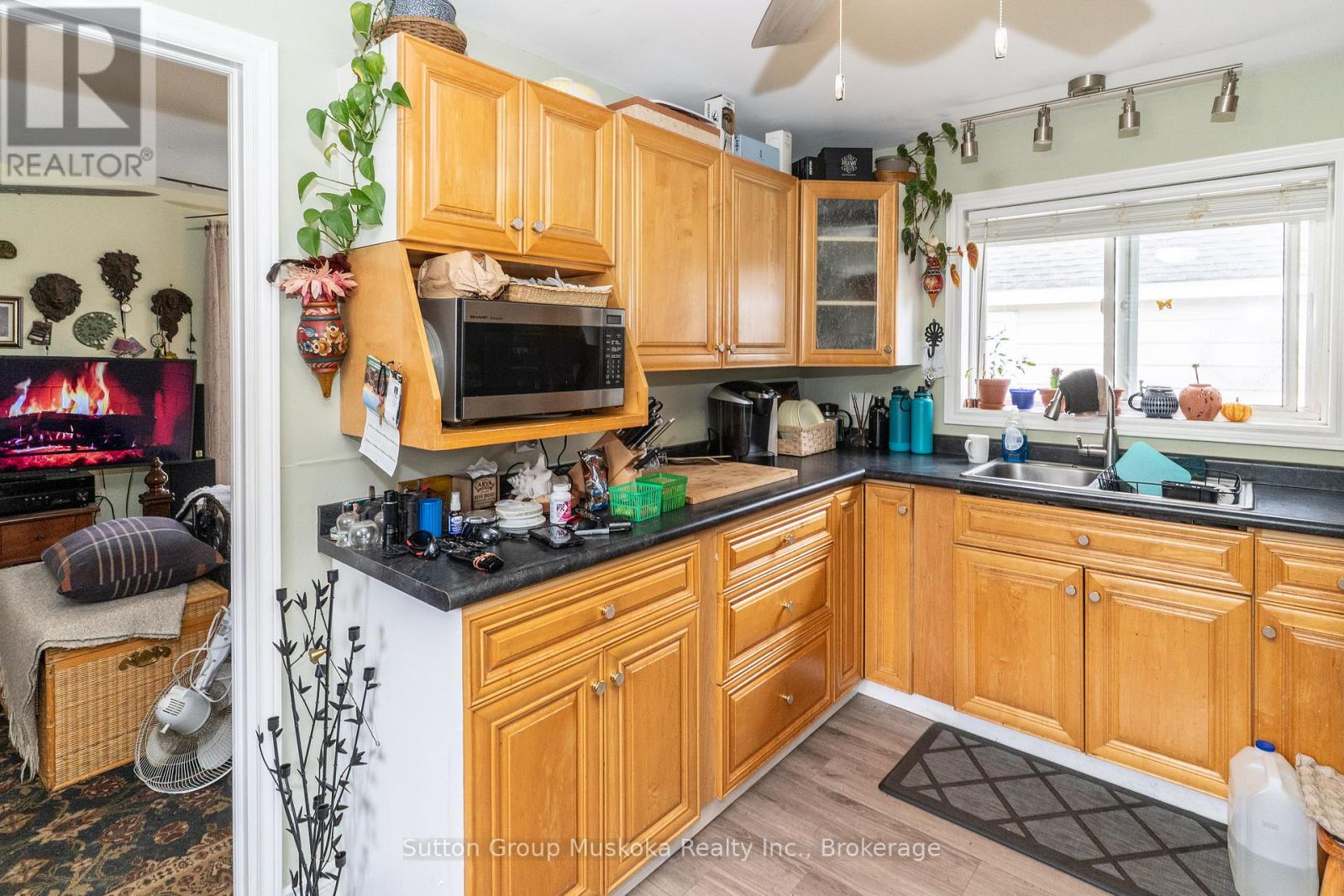 4 Thunder Bridge Court S, Huntsville, Ontario  P1H 1M1 - Photo 13 - X12483628