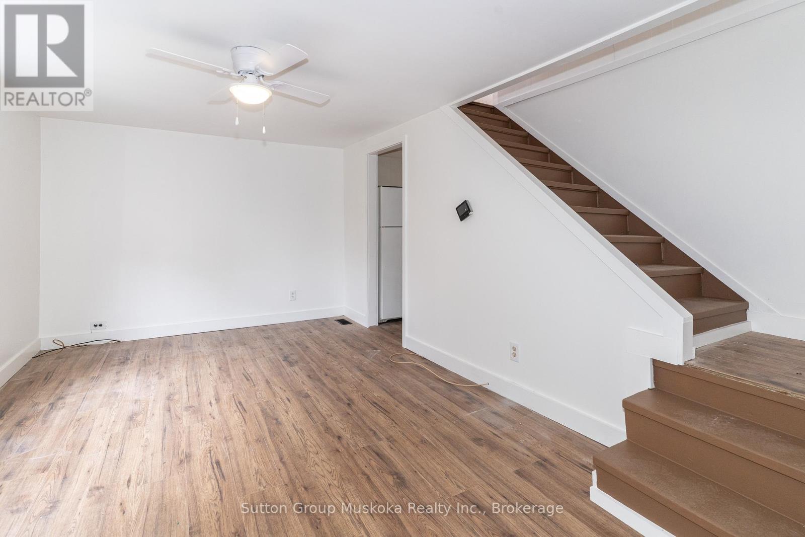 4 Thunder Bridge Court S, Huntsville, Ontario  P1H 1M1 - Photo 18 - X12483628