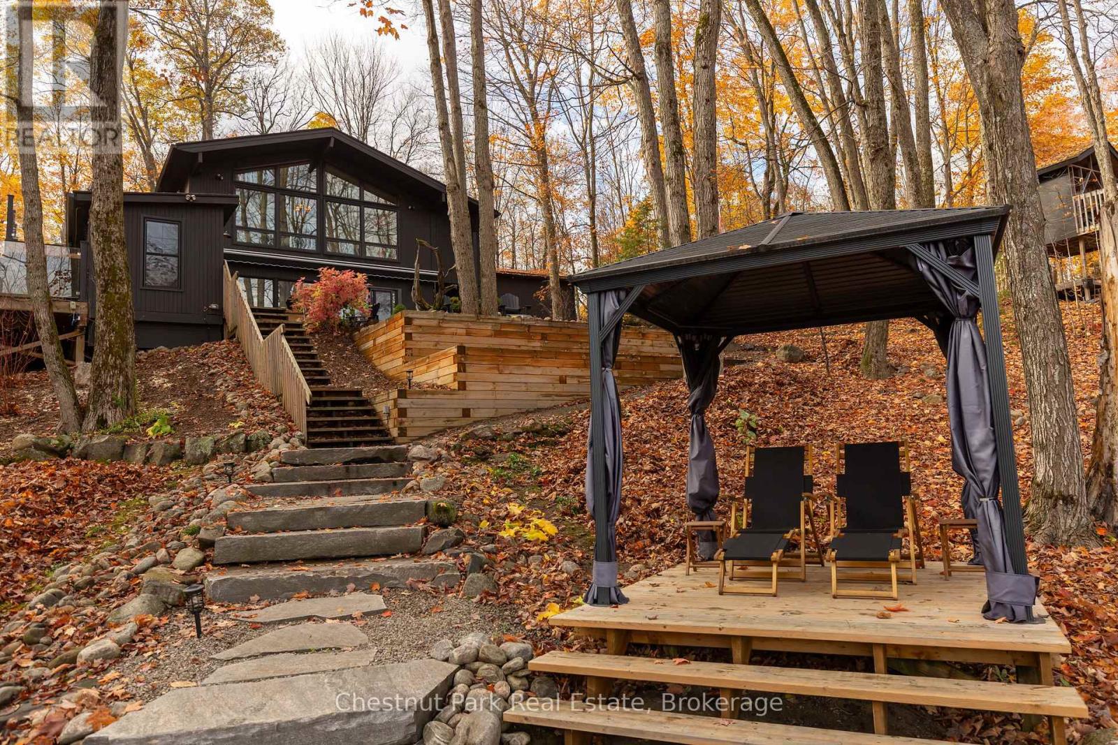 305 Salmon Lake Road, Seguin, Ontario  P2A 0B2 - Photo 2 - X12483758