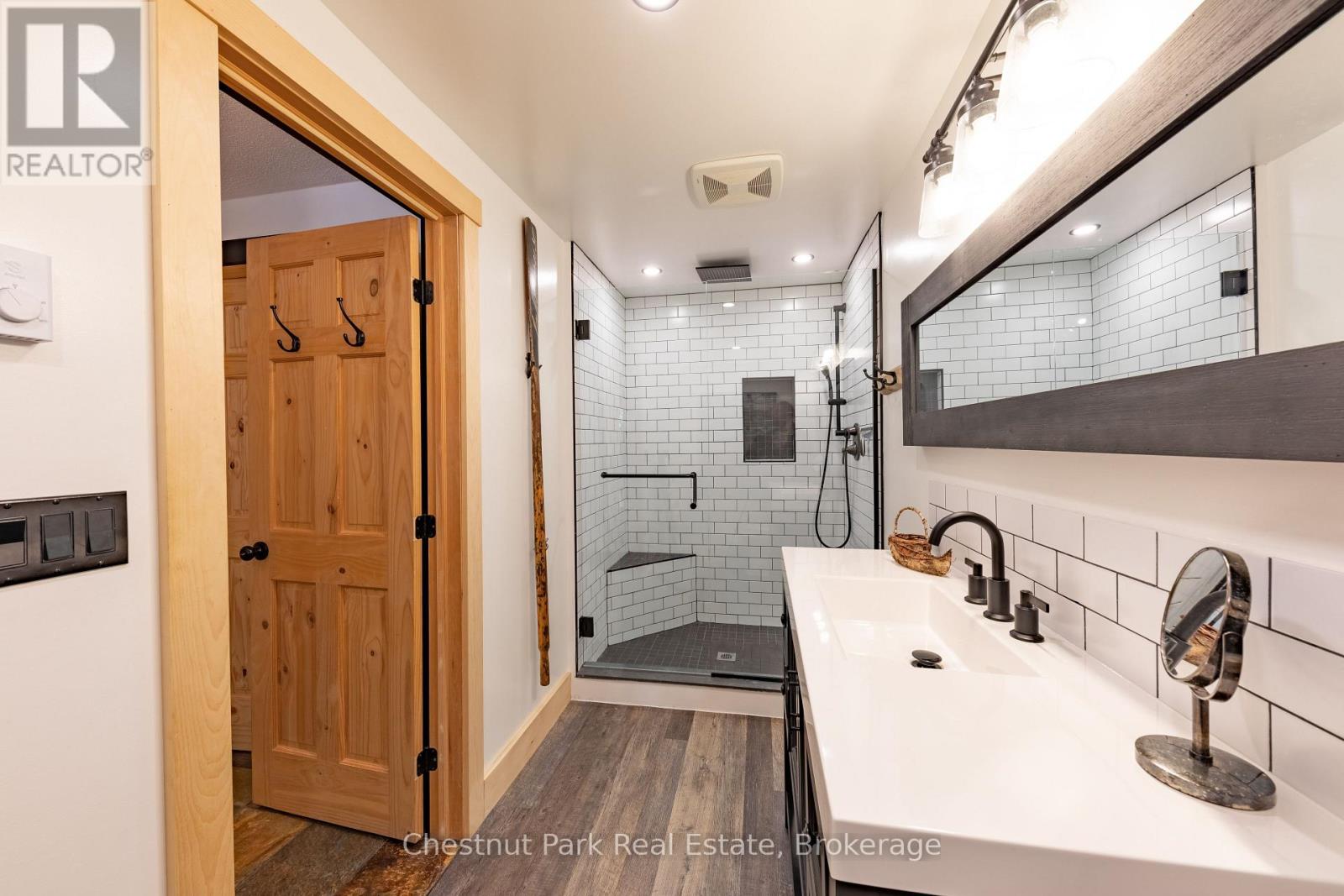 305 Salmon Lake Road, Seguin, Ontario  P2A 0B2 - Photo 26 - X12483758