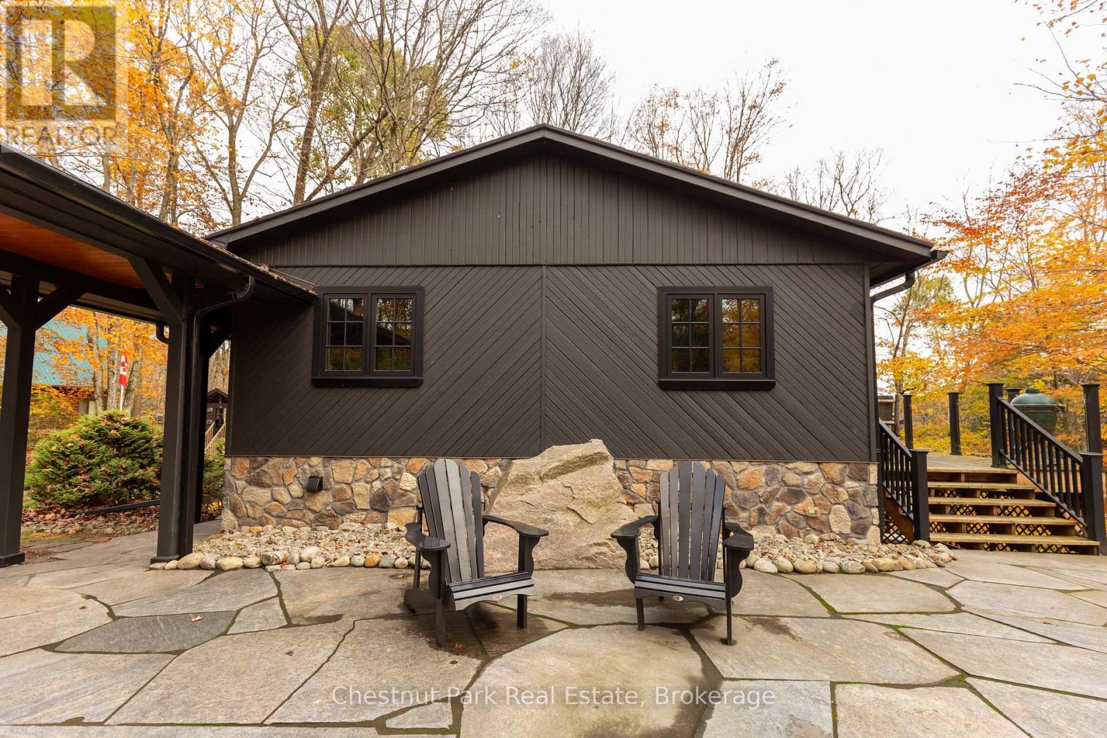 305 Salmon Lake Road, Seguin, Ontario  P2A 0B2 - Photo 6 - X12483758