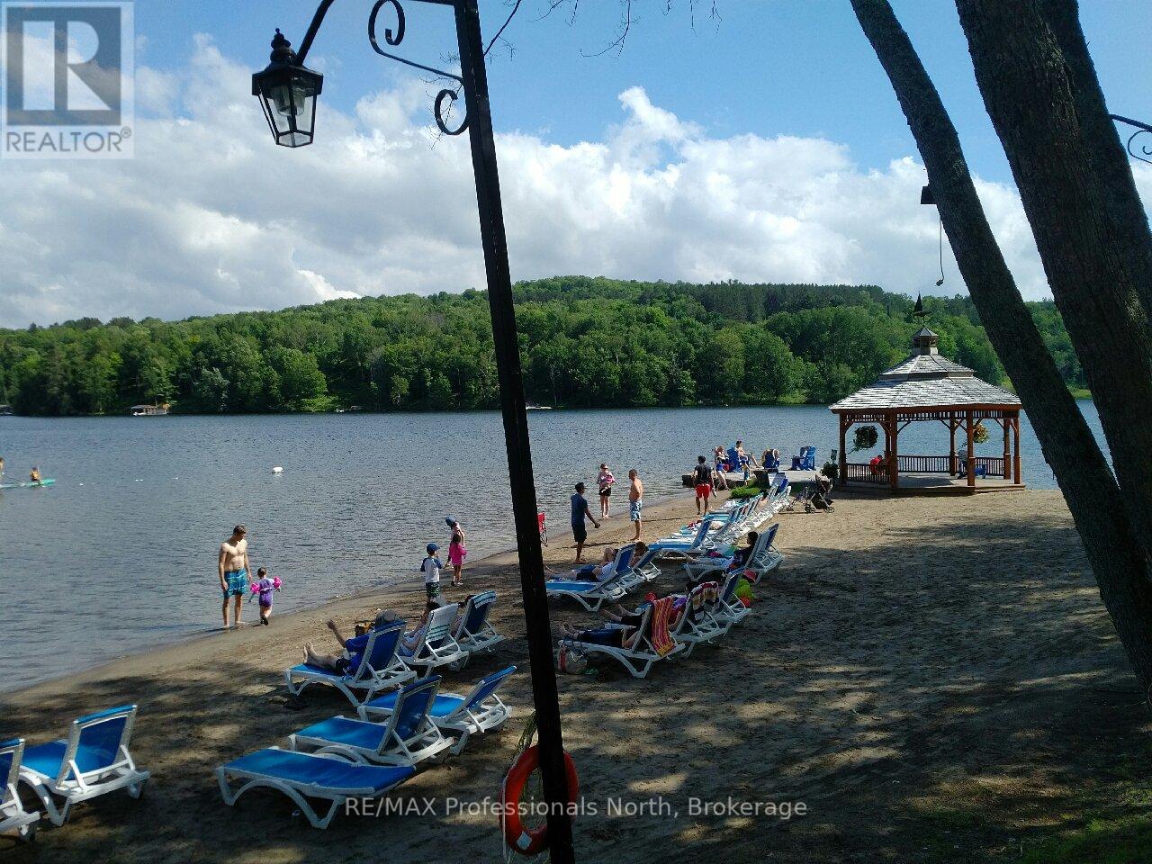 54-207 - 1235 Deerhurst Drive, Huntsville, Ontario  P1H 2E8 - Photo 23 - X12484834