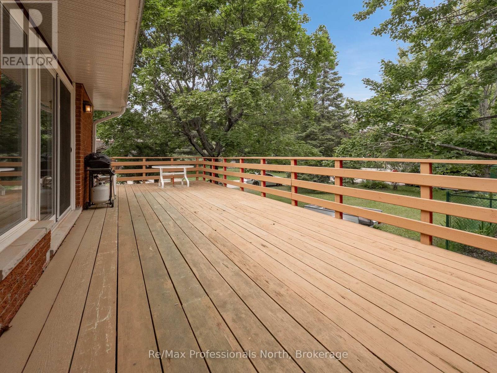 600 David Street, Gravenhurst, Ontario  P1P 1M2 - Photo 29 - X12484915