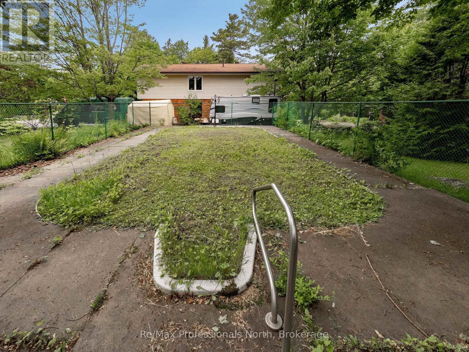 600 David Street, Gravenhurst, Ontario  P1P 1M2 - Photo 35 - X12484915