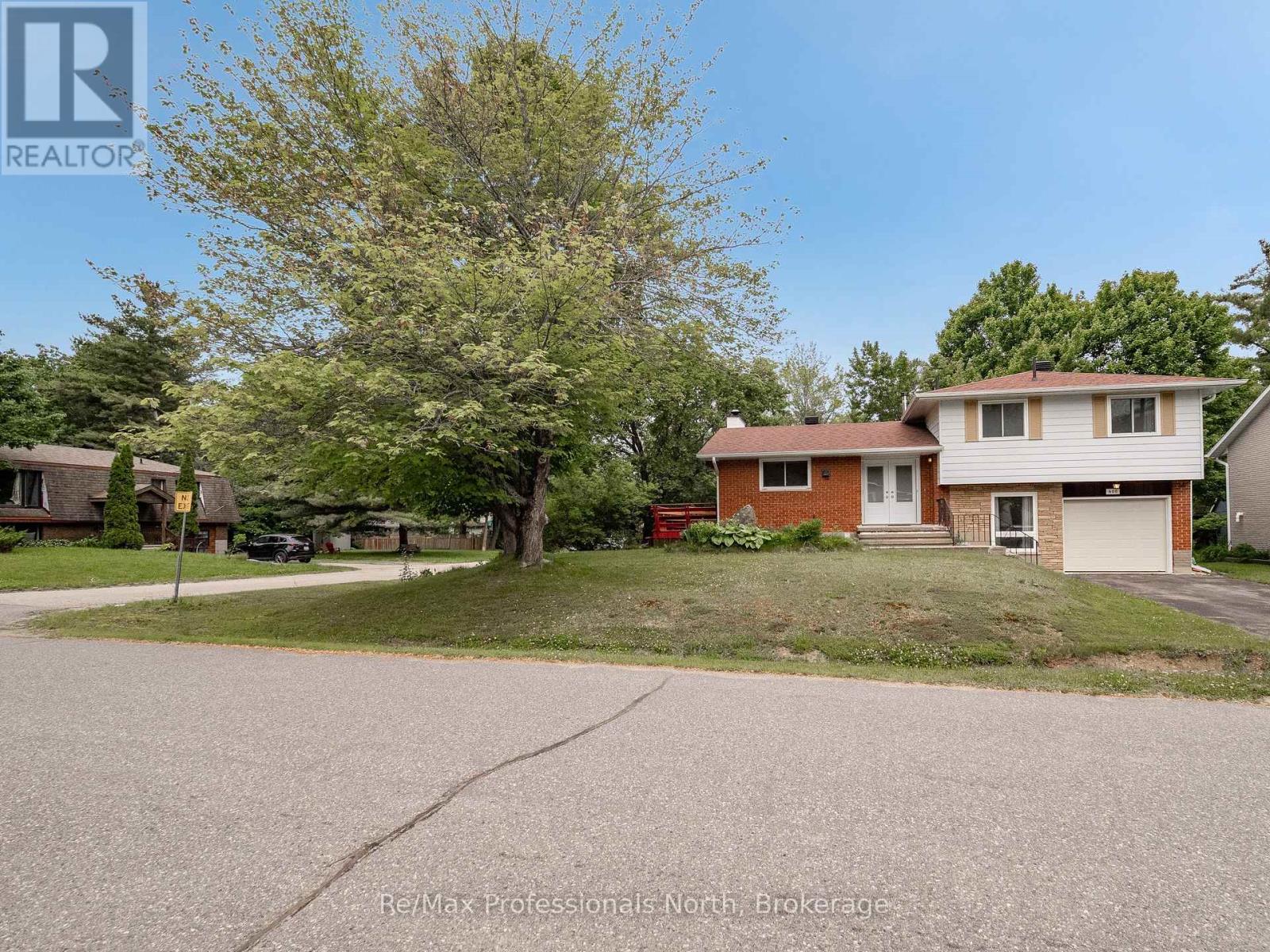 600 David Street, Gravenhurst, Ontario  P1P 1M2 - Photo 40 - X12484915