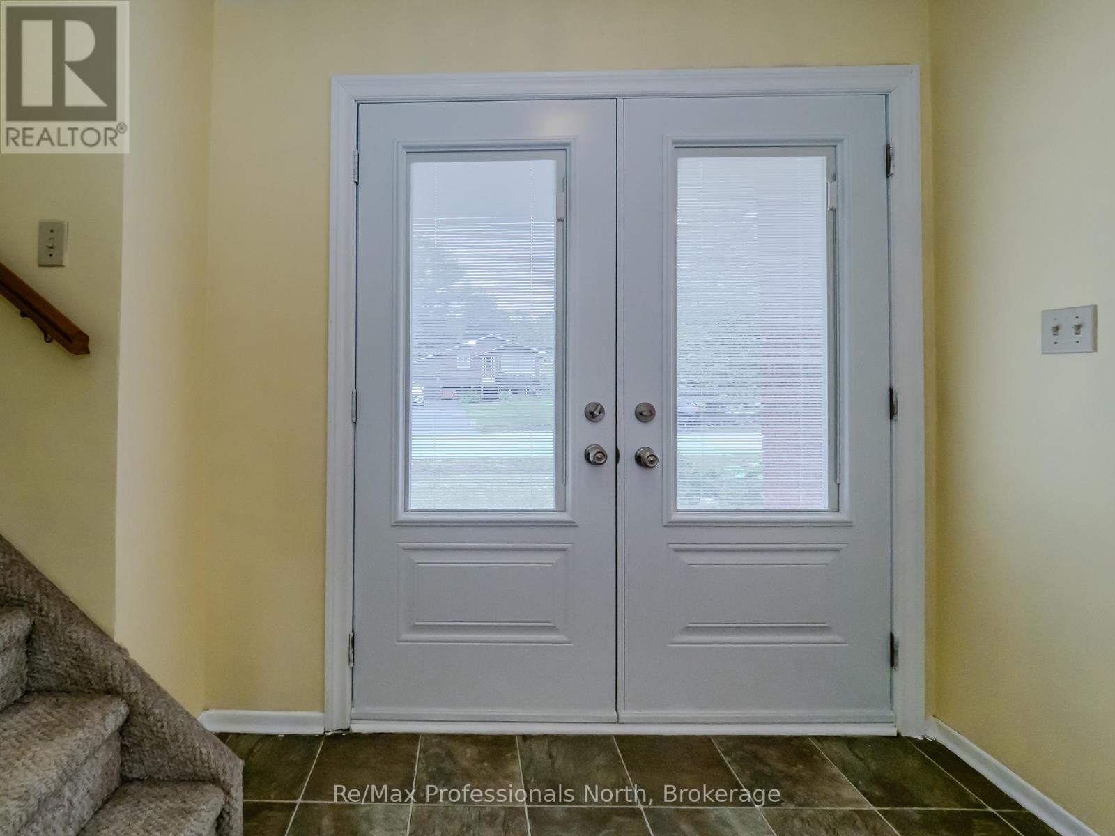 600 David Street, Gravenhurst, Ontario  P1P 1M2 - Photo 7 - X12484915