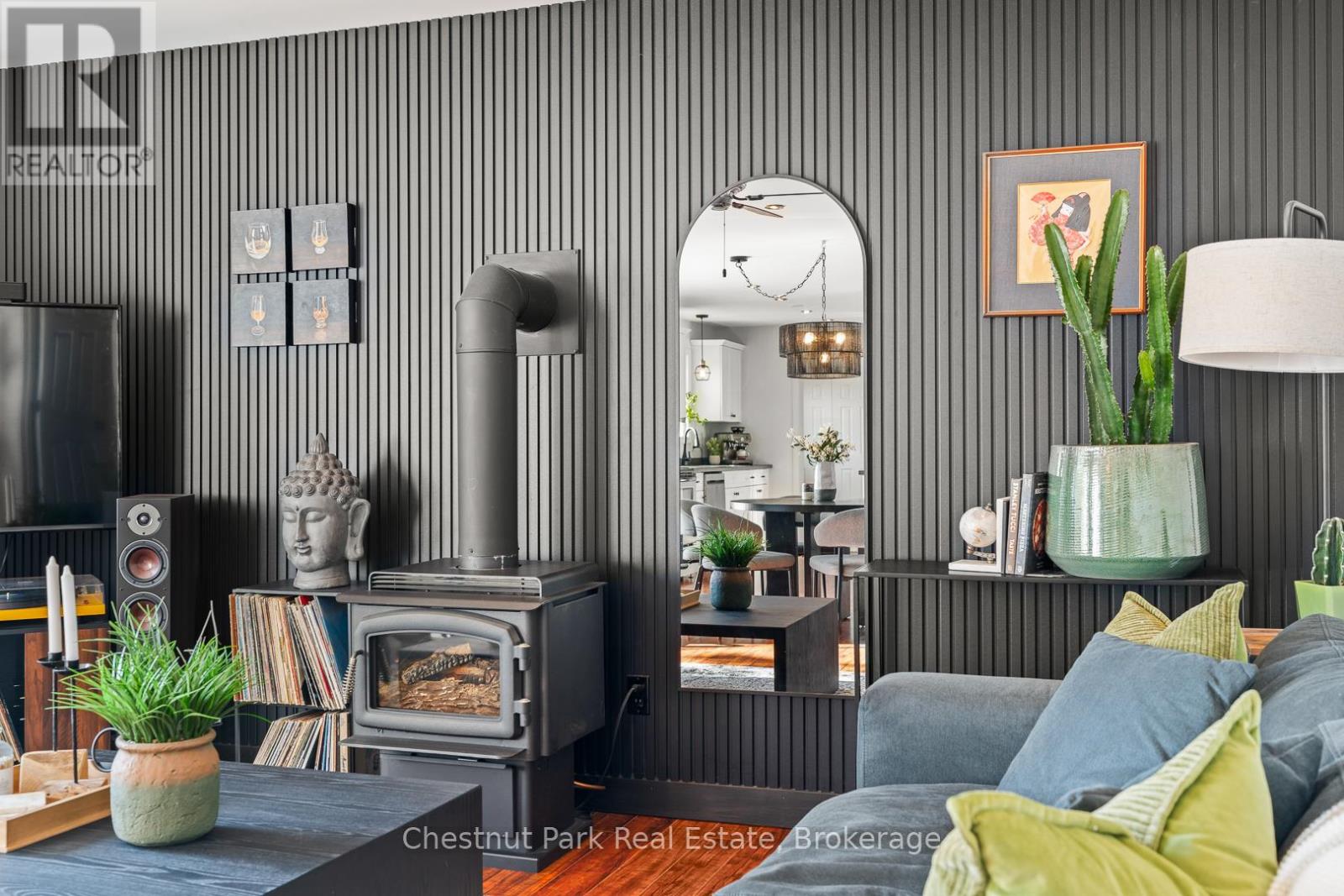 39 Golf Course Road, Huntsville, Ontario  P1H 1N7 - Photo 14 - X12489708