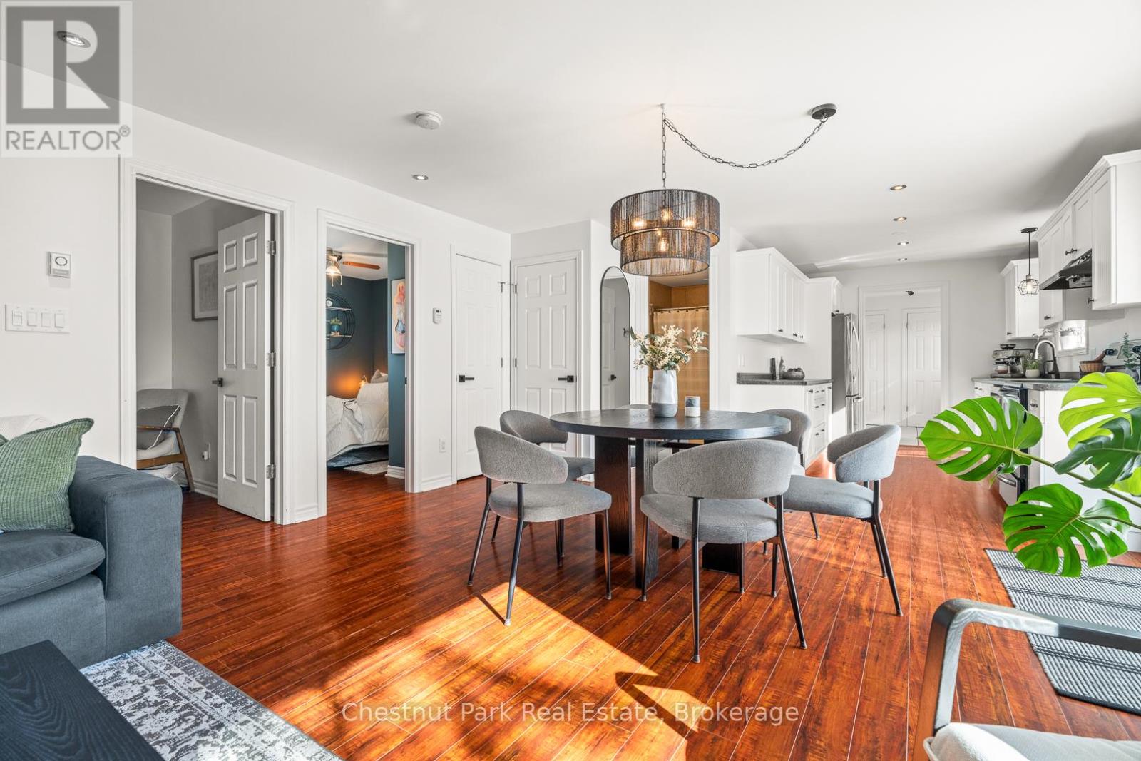 39 Golf Course Road, Huntsville, Ontario  P1H 1N7 - Photo 9 - X12489708