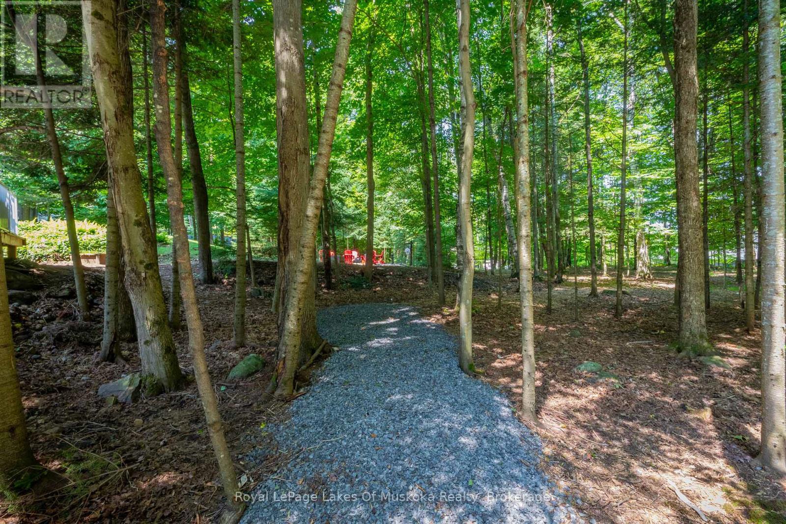 24 Birchwood Crescent, Huntsville, Ontario  P1H 0A6 - Photo 45 - X12490284