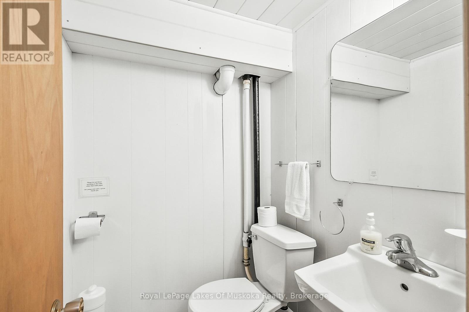 1031 Bowyers Beach Road, Bracebridge, Ontario  P1L 1W8 - Photo 21 - X12491828