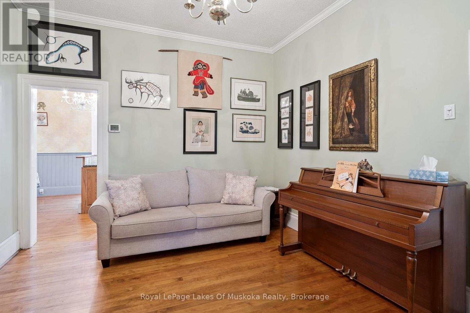 86 Quebec Street, Bracebridge, Ontario  P1L 2A4 - Photo 19 - X12492138