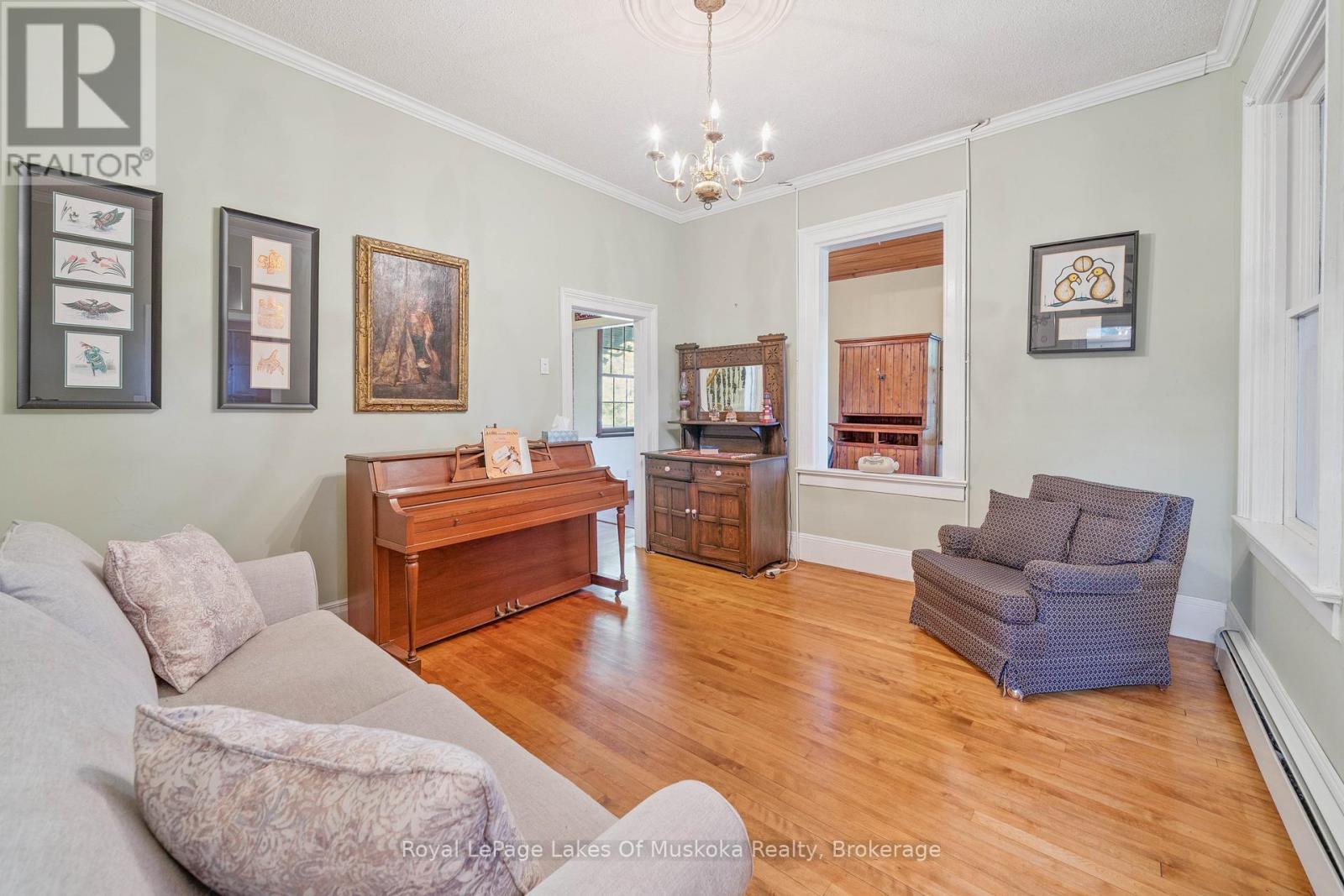 86 Quebec Street, Bracebridge, Ontario  P1L 2A4 - Photo 20 - X12492138