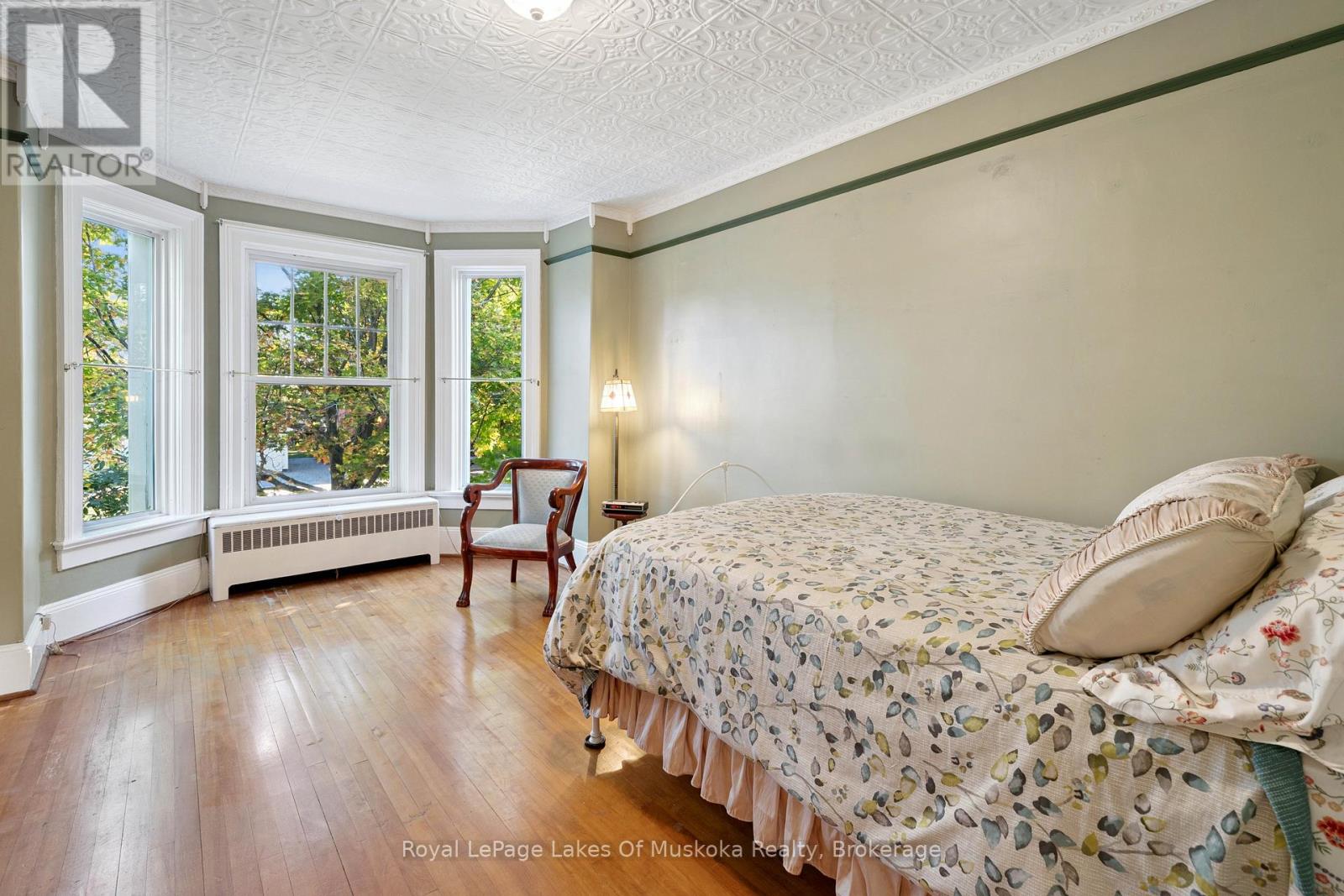 86 Quebec Street, Bracebridge, Ontario  P1L 2A4 - Photo 30 - X12492138