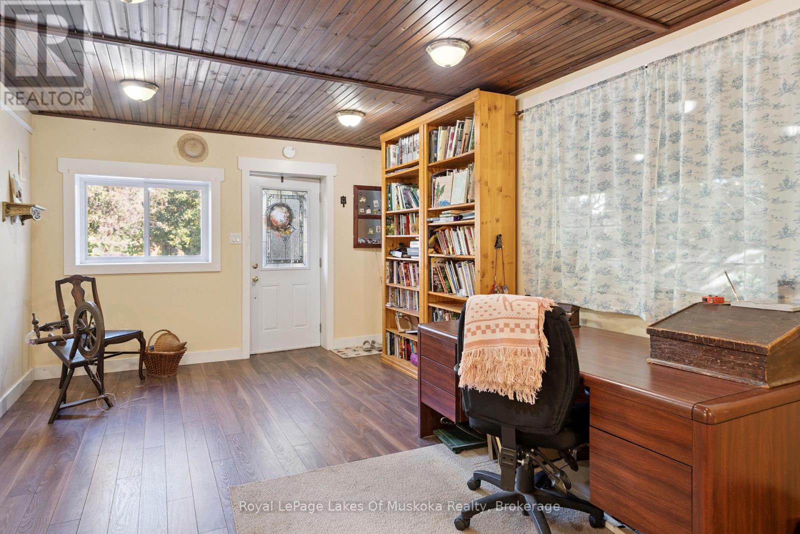 86 Quebec Street, Bracebridge, Ontario  P1L 2A4 - Photo 40 - X12492138