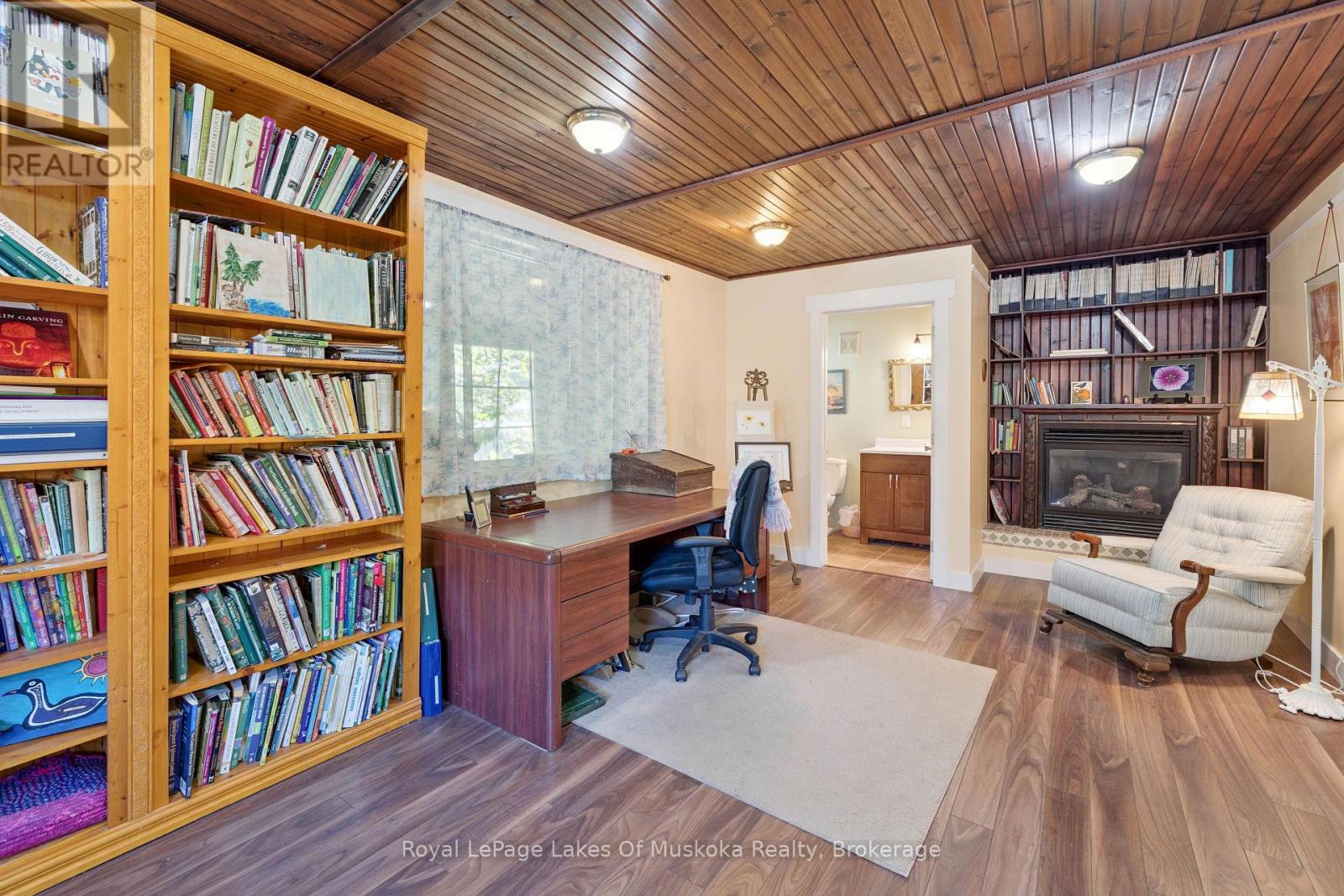 86 Quebec Street, Bracebridge, Ontario  P1L 2A4 - Photo 41 - X12492138