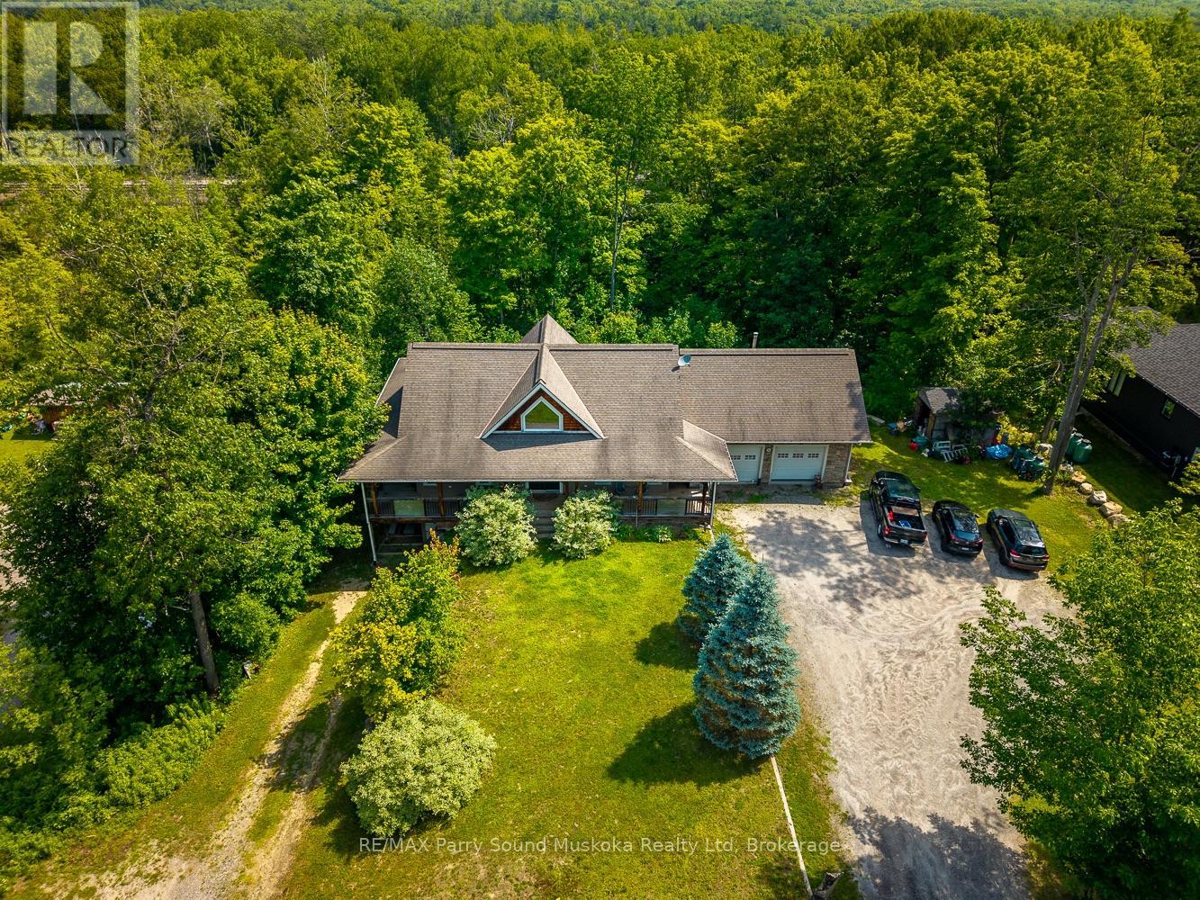 246 High Street, Georgian Bay, Ontario  P0C 1H0 - Photo 2 - X12493482