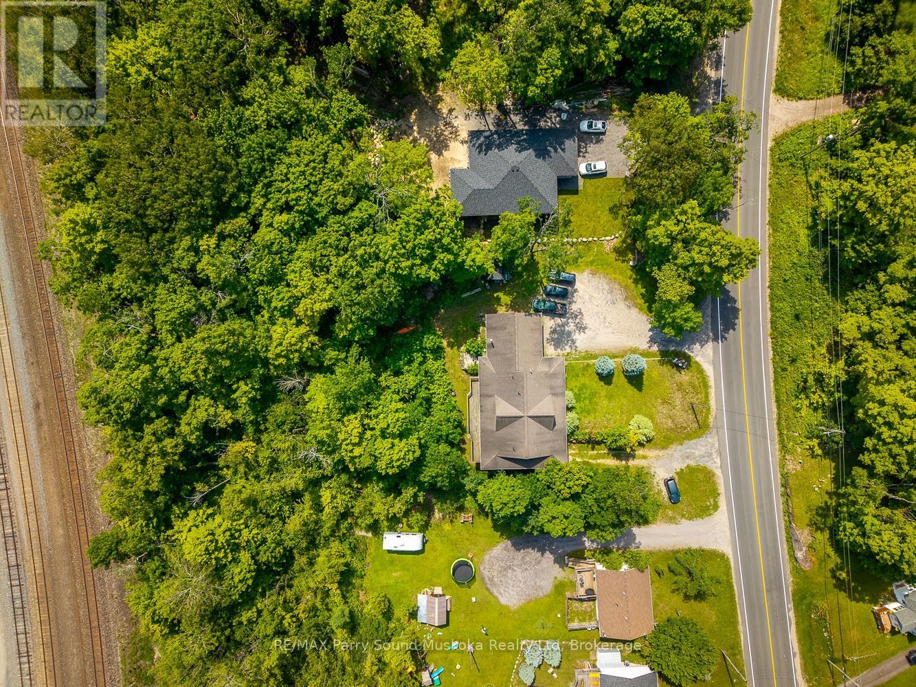 246 High Street, Georgian Bay, Ontario  P0C 1H0 - Photo 3 - X12493482