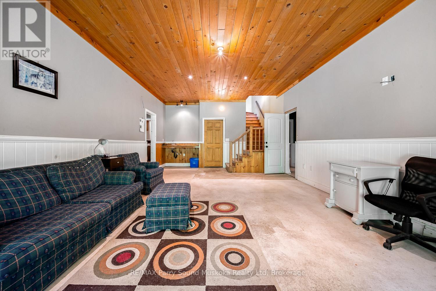 246 High Street, Georgian Bay, Ontario  P0C 1H0 - Photo 31 - X12493482