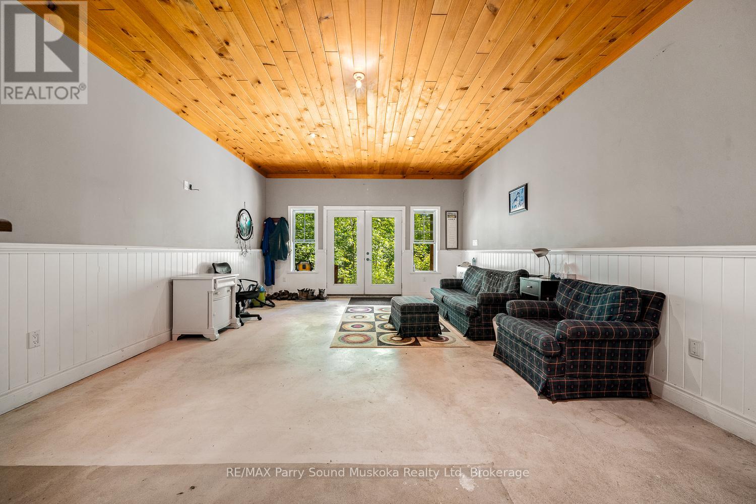 246 High Street, Georgian Bay, Ontario  P0C 1H0 - Photo 32 - X12493482