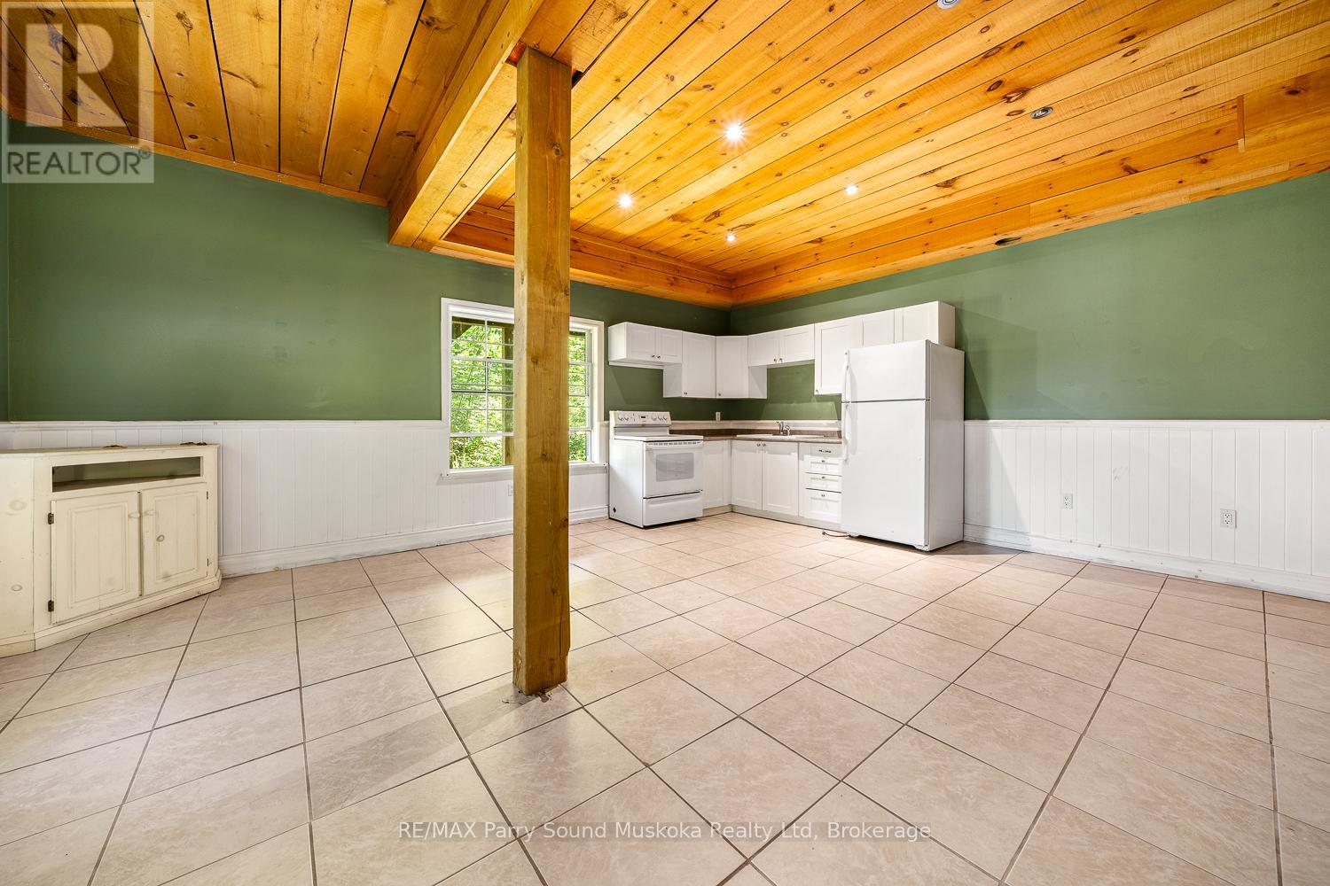 246 High Street, Georgian Bay, Ontario  P0C 1H0 - Photo 35 - X12493482