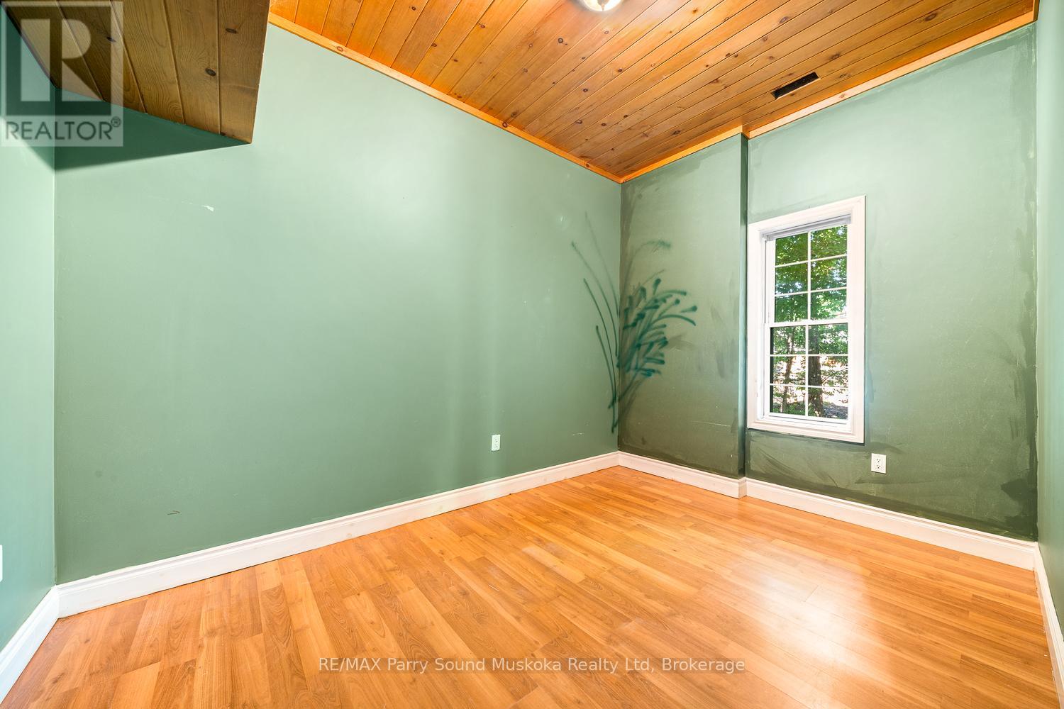 246 High Street, Georgian Bay, Ontario  P0C 1H0 - Photo 39 - X12493482