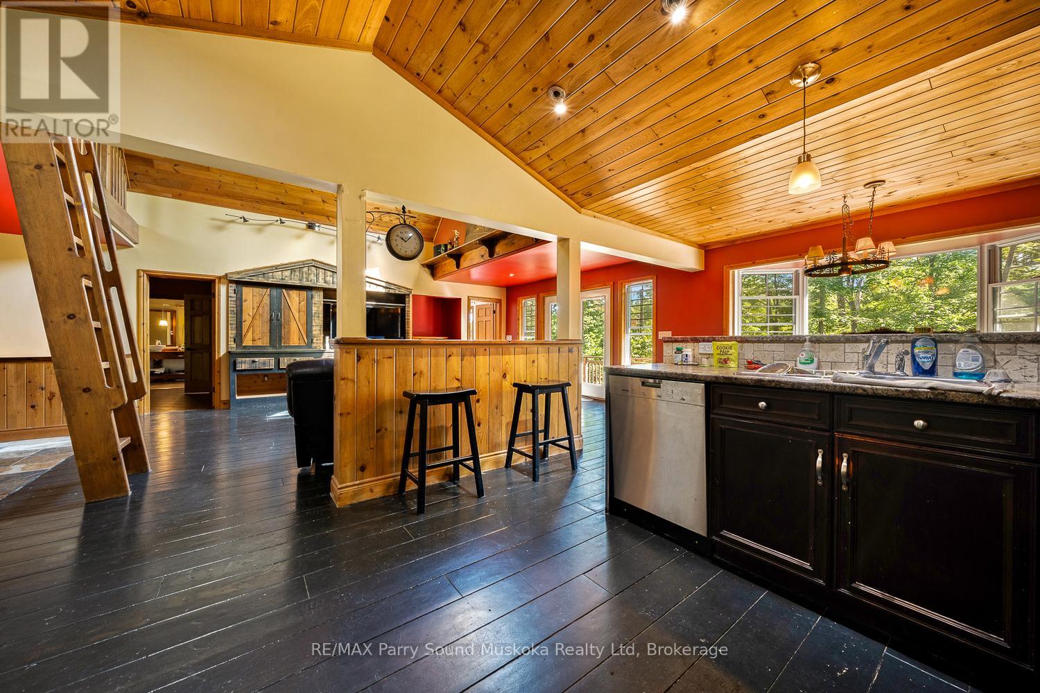 246 High Street, Georgian Bay, Ontario  P0C 1H0 - Photo 48 - X12493482