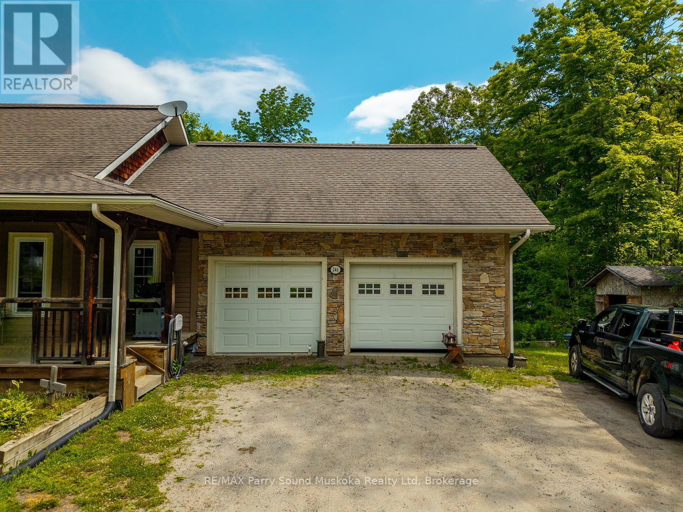 246 High Street, Georgian Bay, Ontario  P0C 1H0 - Photo 6 - X12493482