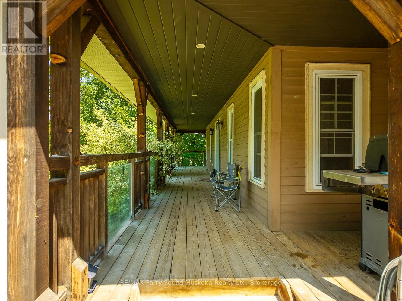 246 High Street, Georgian Bay, Ontario  P0C 1H0 - Photo 7 - X12493482