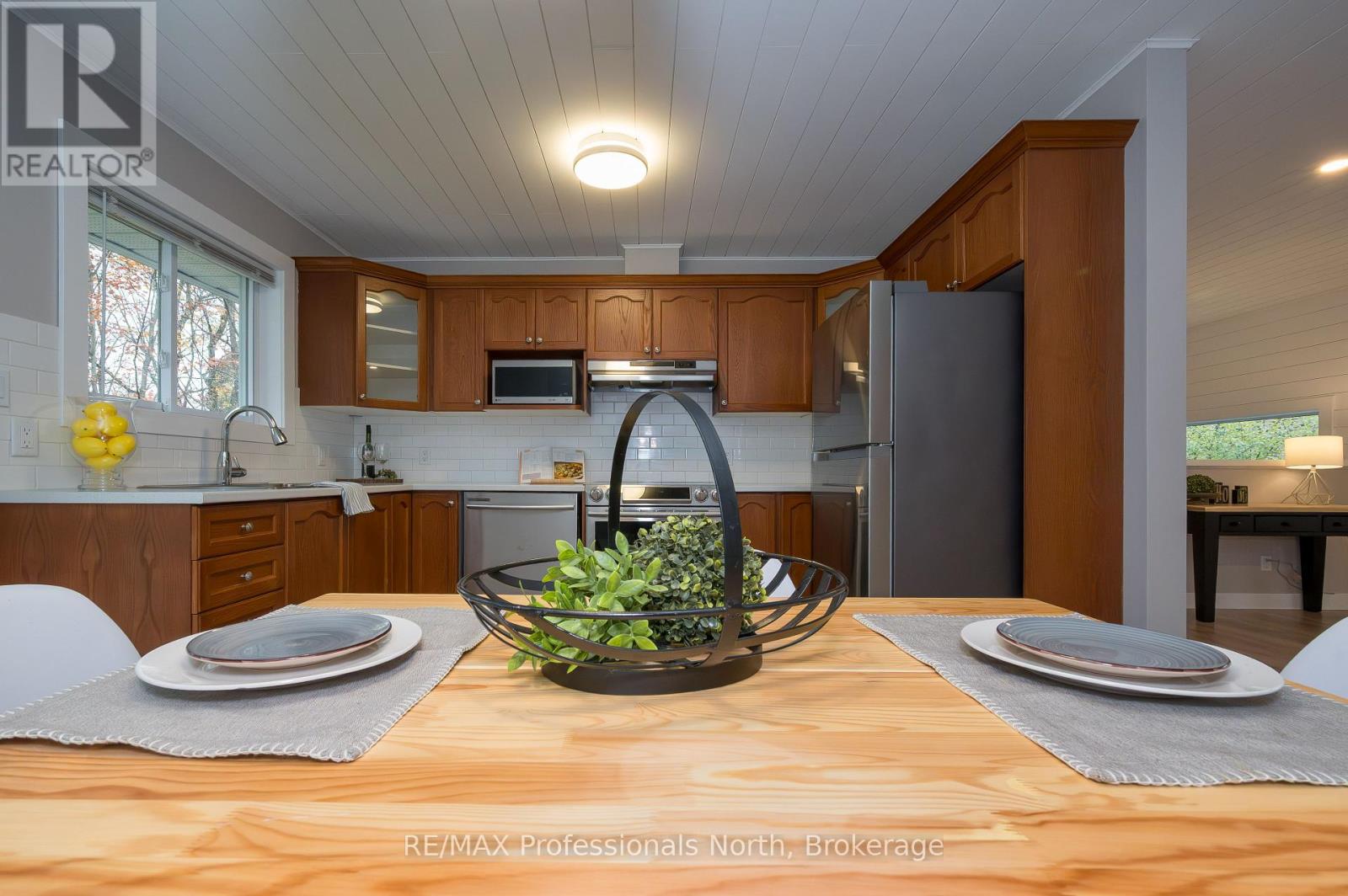 45 Yonge Street S, Huntsville, Ontario  P1H 1V1 - Photo 12 - X12493570