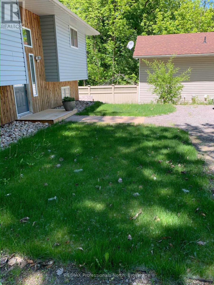 45 Yonge Street S, Huntsville, Ontario  P1H 1V1 - Photo 33 - X12493570