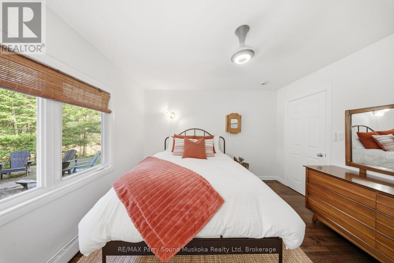 39 Groeger Road, Huntsville, Ontario  P1H 2J4 - Photo 15 - X12494270