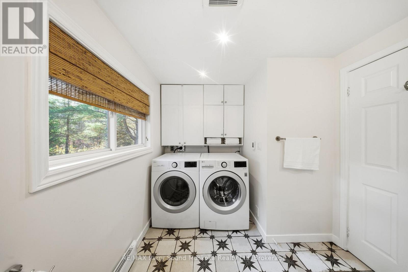 39 Groeger Road, Huntsville, Ontario  P1H 2J4 - Photo 18 - X12494270