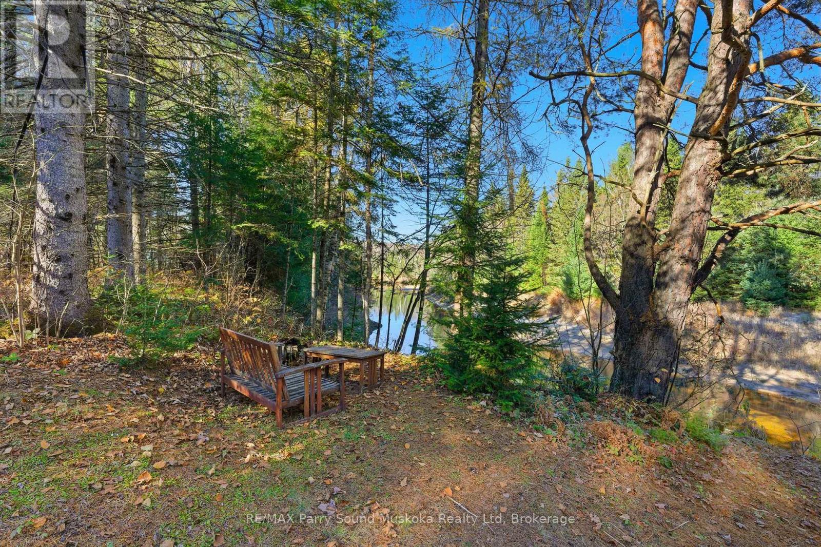 39 Groeger Road, Huntsville, Ontario  P1H 2J4 - Photo 40 - X12494270