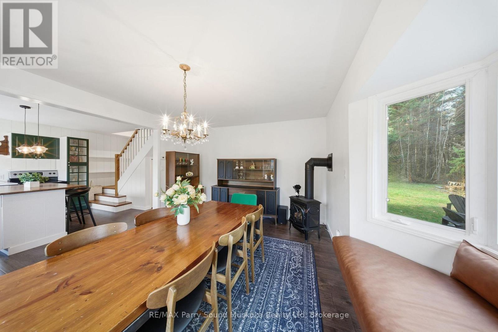 39 Groeger Road, Huntsville, Ontario  P1H 2J4 - Photo 9 - X12494270