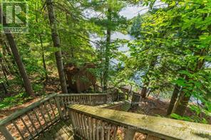 1033 Bayview Point Road, Lake Of Bays, Ontario  P0A 1H0 - Photo 36 - X12494562