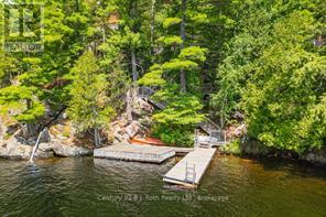 1033 Bayview Point Road, Lake Of Bays, Ontario  P0A 1H0 - Photo 42 - X12494562