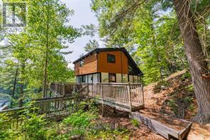 1033 Bayview Point Road, Lake Of Bays, Ontario  P0A 1H0 - Photo 5 - X12494562