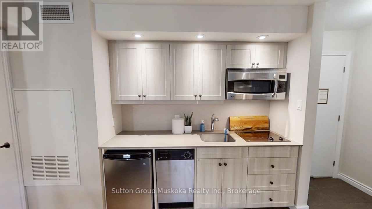 52-308 - 1235 Deerhurst Drive, Huntsville, Ontario  P1H 2E8 - Photo 12 - X12495324