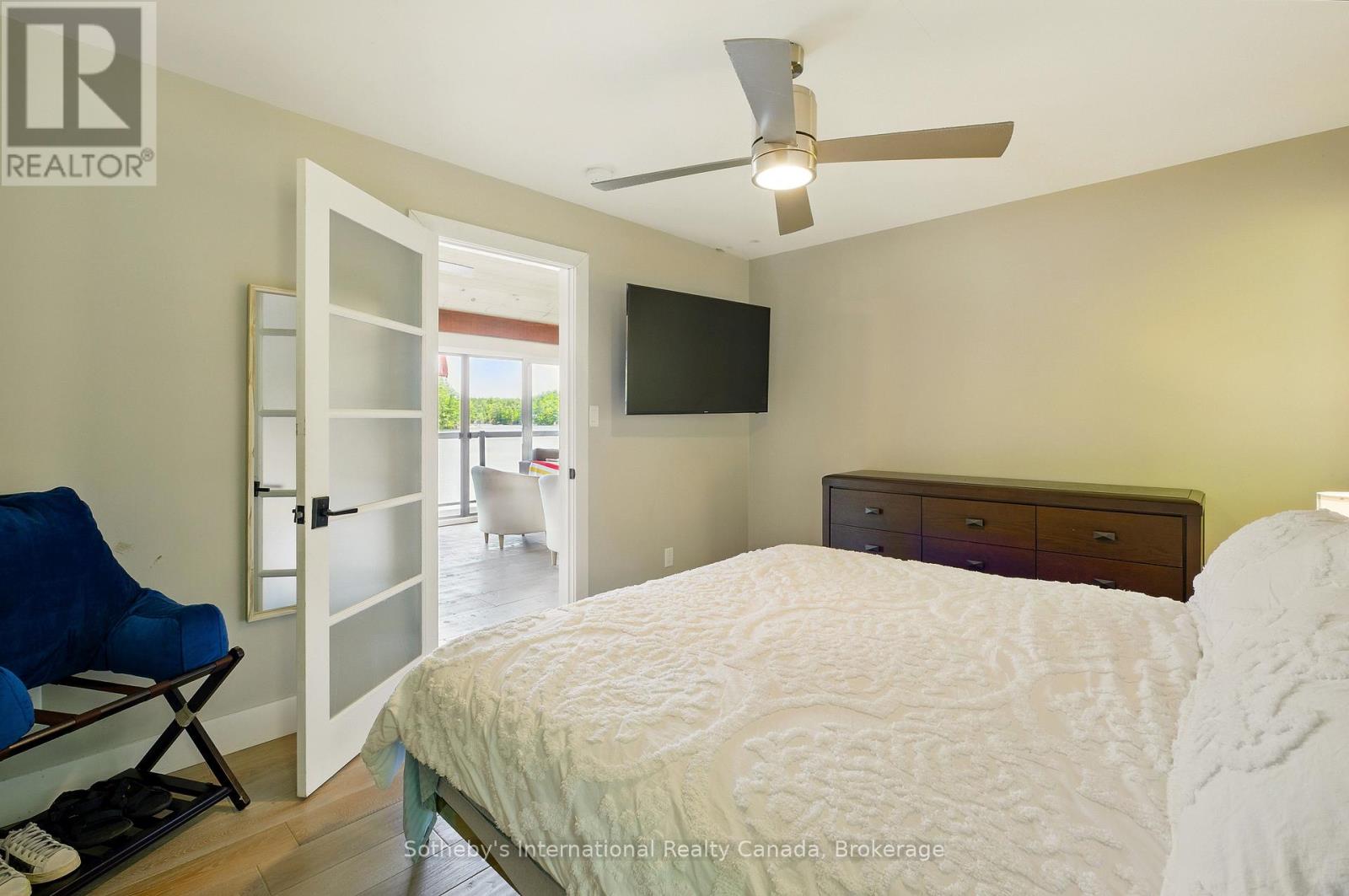 6394 Go Home Lake Shore, Georgian Bay, Ontario  L0K 1S0 - Photo 12 - X12496144