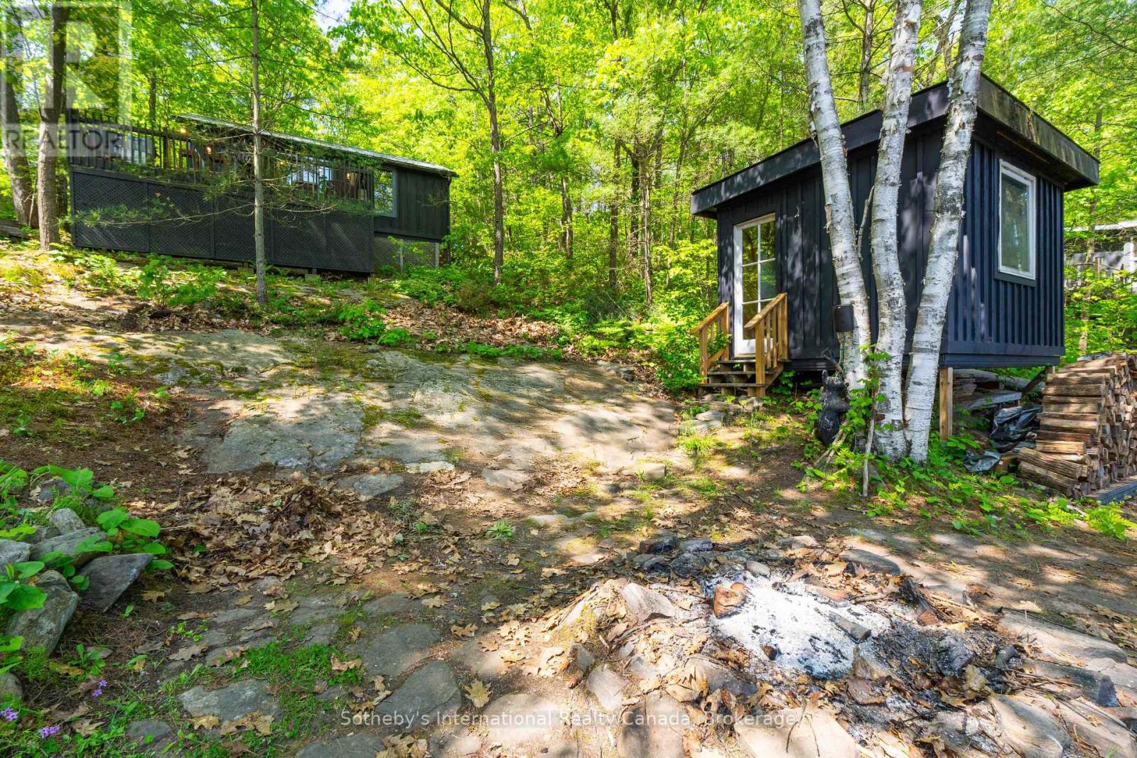 6394 Go Home Lake Shore, Georgian Bay, Ontario  L0K 1S0 - Photo 25 - X12496144