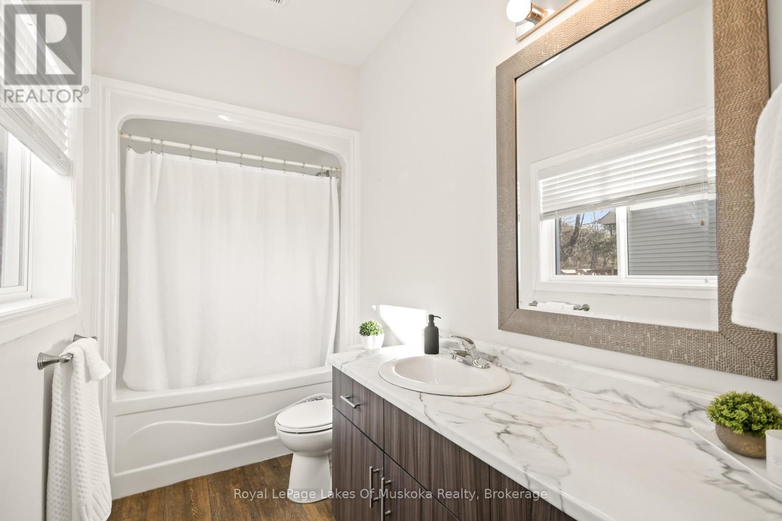 12 Macarthur Drive, Bracebridge, Ontario  P1L 0A8 - Photo 12 - X12497484