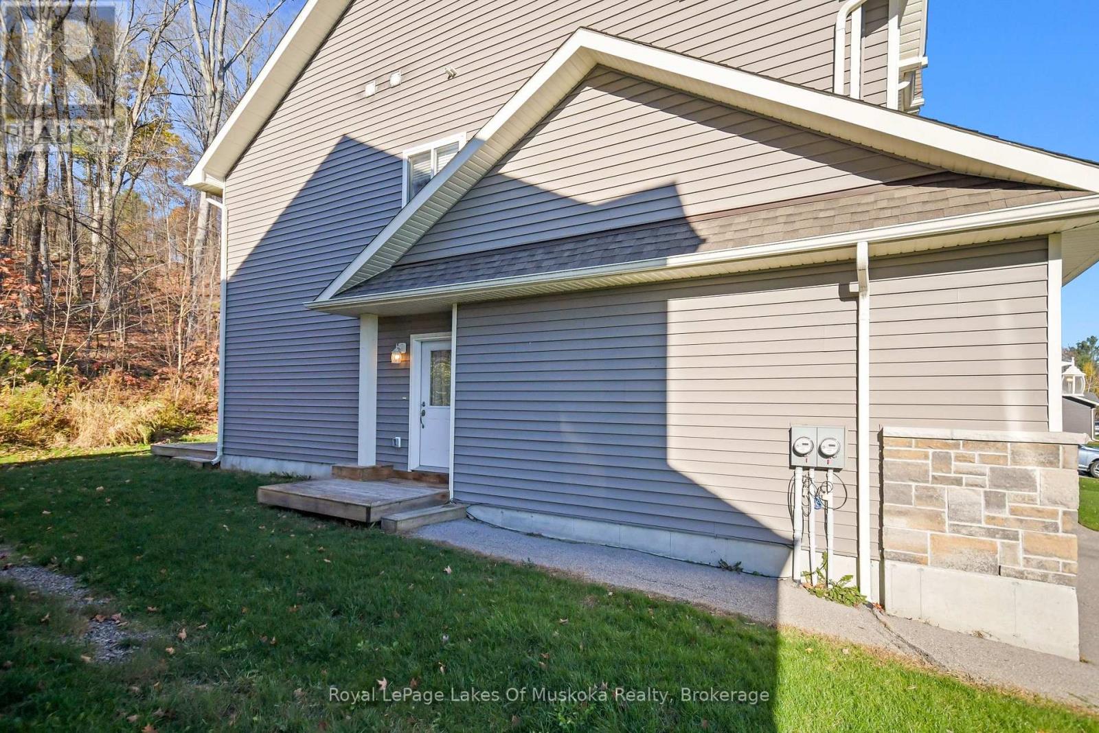 12 Macarthur Drive, Bracebridge, Ontario  P1L 0A8 - Photo 20 - X12497484