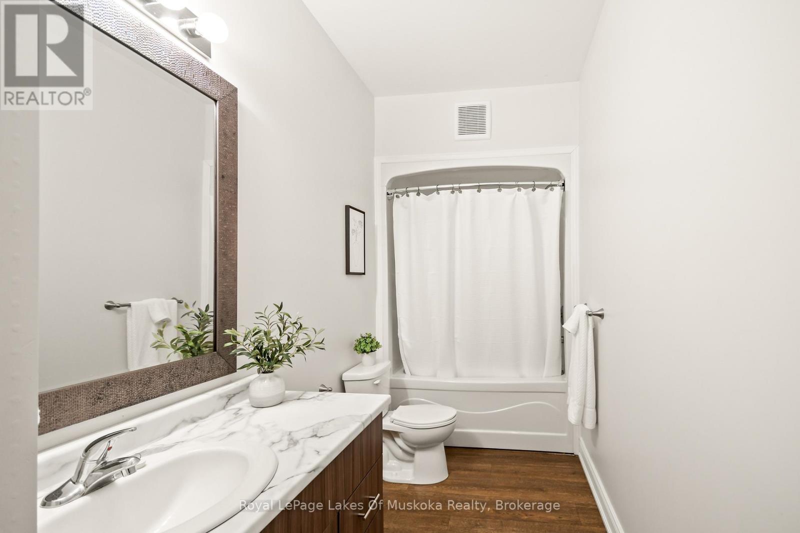 12 Macarthur Drive, Bracebridge, Ontario  P1L 0A8 - Photo 29 - X12497484