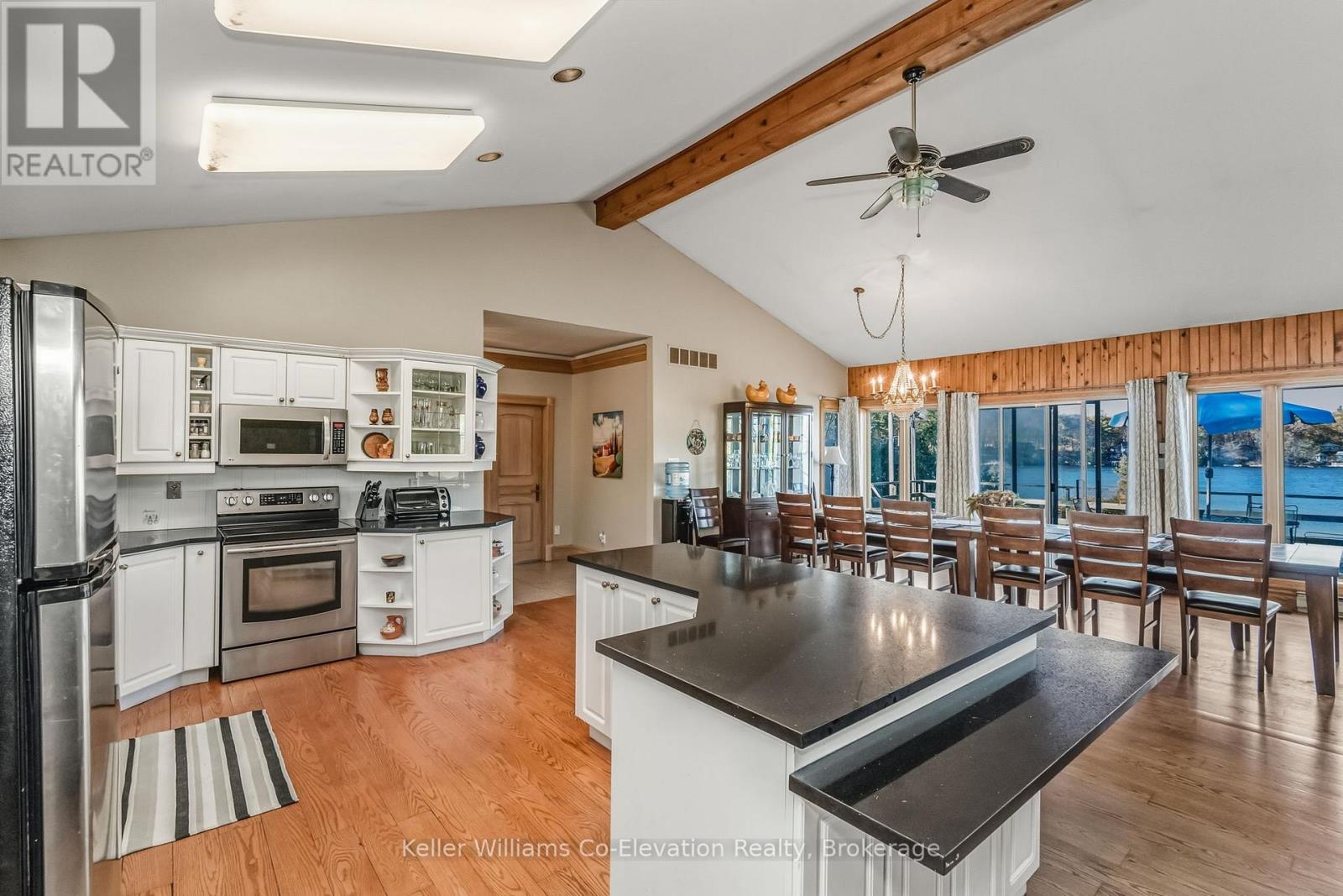 804 Kings Farm Road, Georgian Bay, Ontario  L0K 1S0 - Photo 6 - X12497558