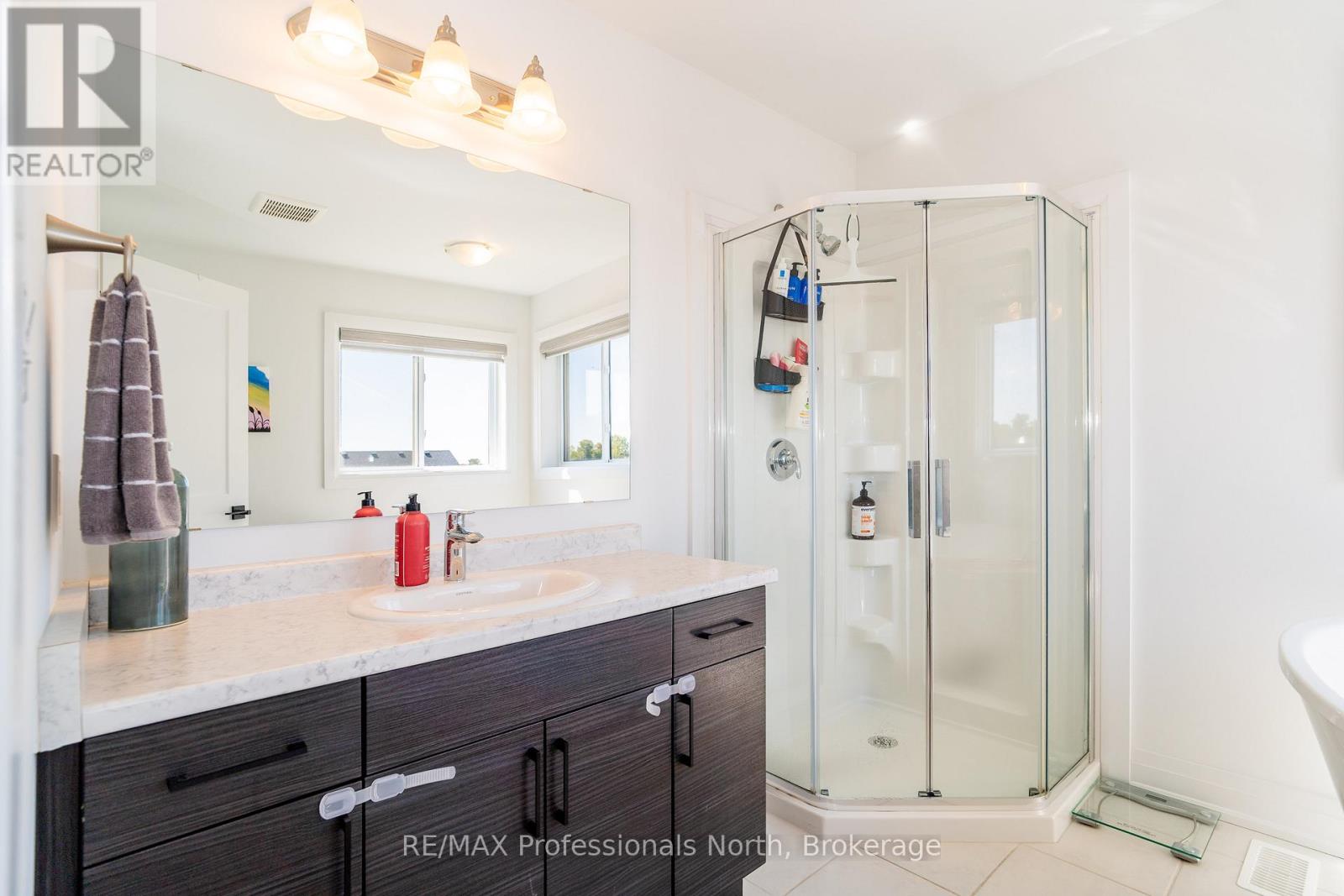 35 Woodstream Drive, Huntsville, Ontario  P0A 1B7 - Photo 19 - X12498388