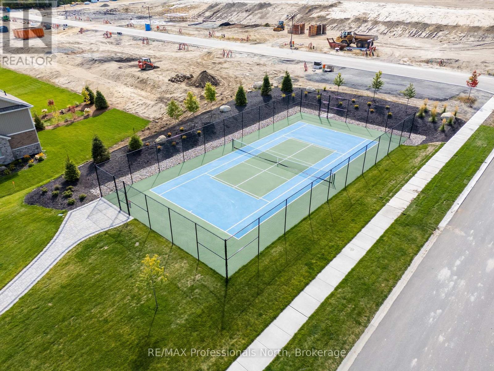 35 Woodstream Drive, Huntsville, Ontario  P0A 1B7 - Photo 37 - X12498388