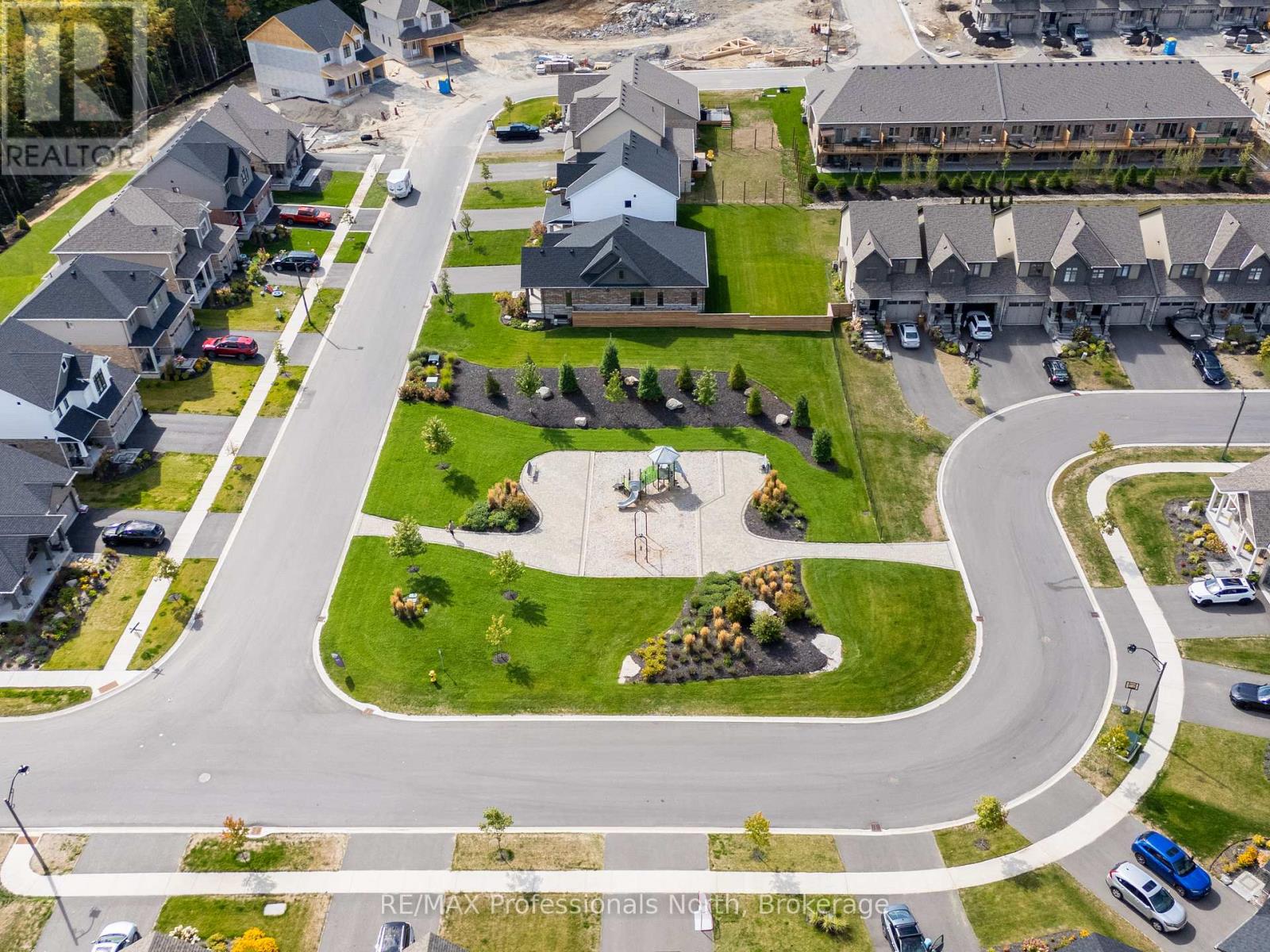 35 Woodstream Drive, Huntsville, Ontario  P0A 1B7 - Photo 38 - X12498388