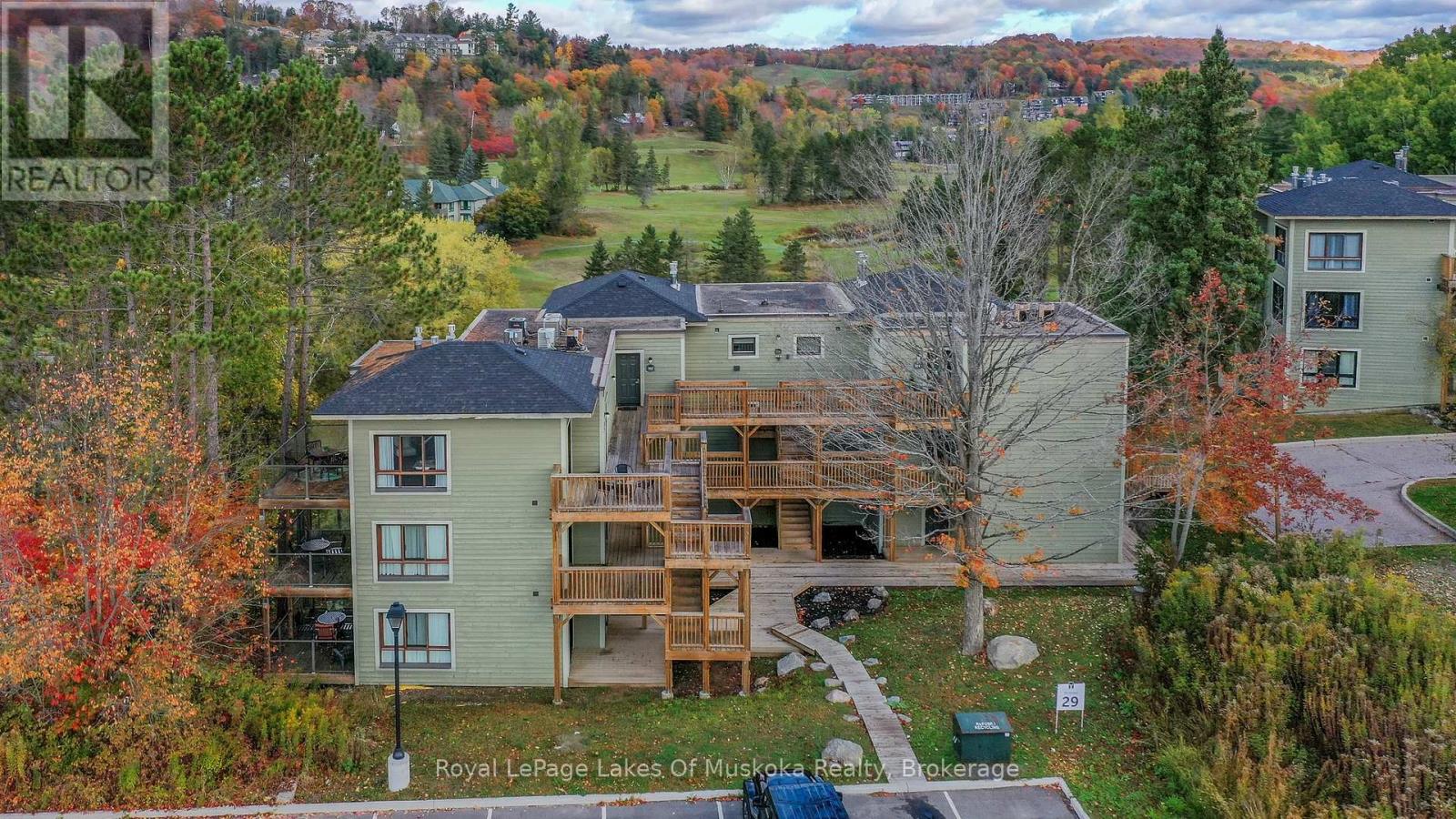 301 - 29 Tennisview Drive, Huntsville, Ontario  P1H 1A9 - Photo 2 - X12500578